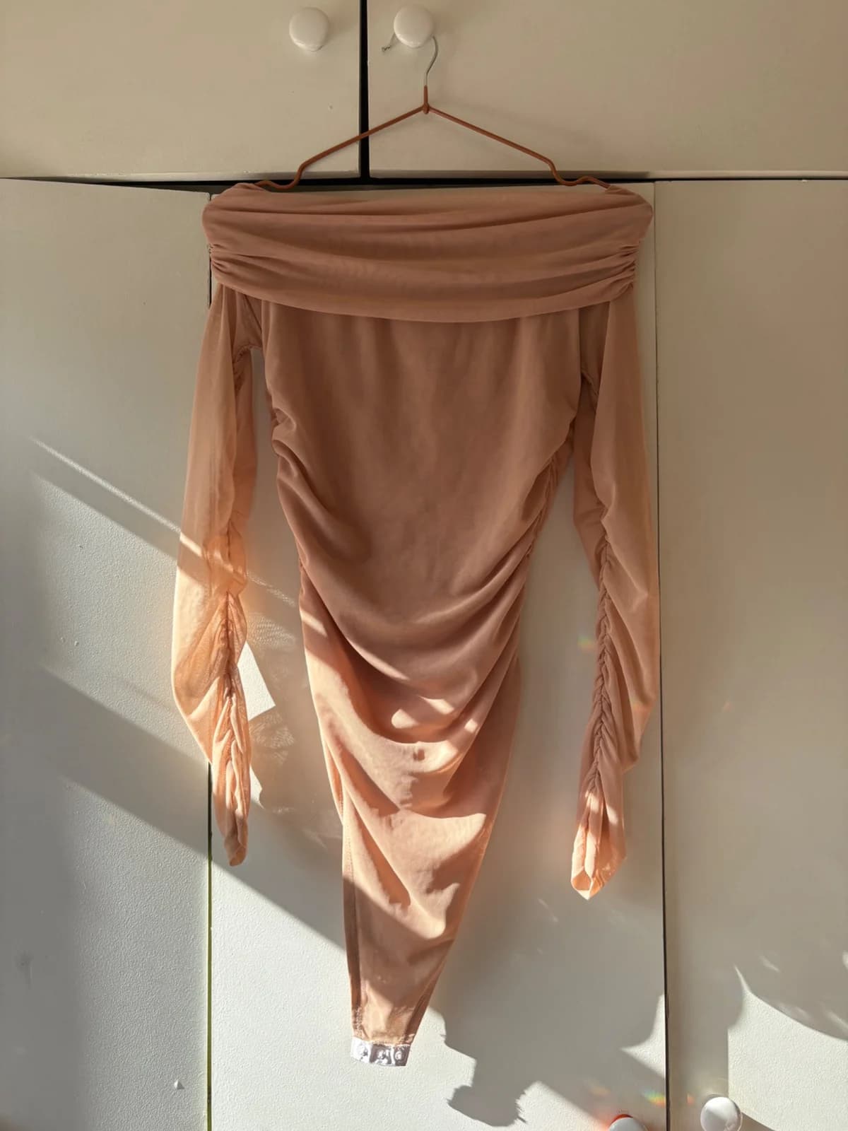 Body mesh color rosa pálido — foto 1
