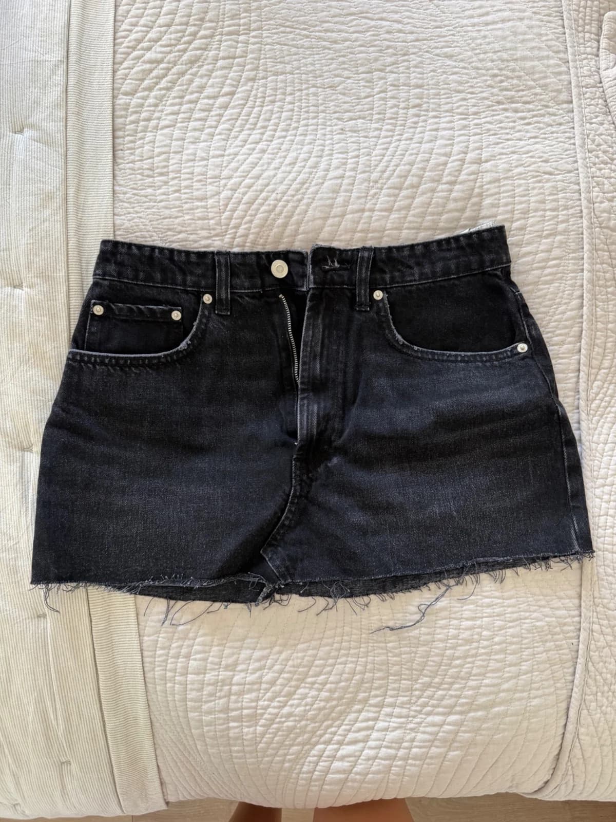 Usado por Paula Pinto, Falda negra, talla M