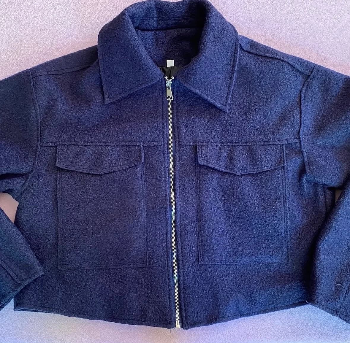 Usado por Grace Scarleth Valenzuela González , chaqueta estilo zara , talla s