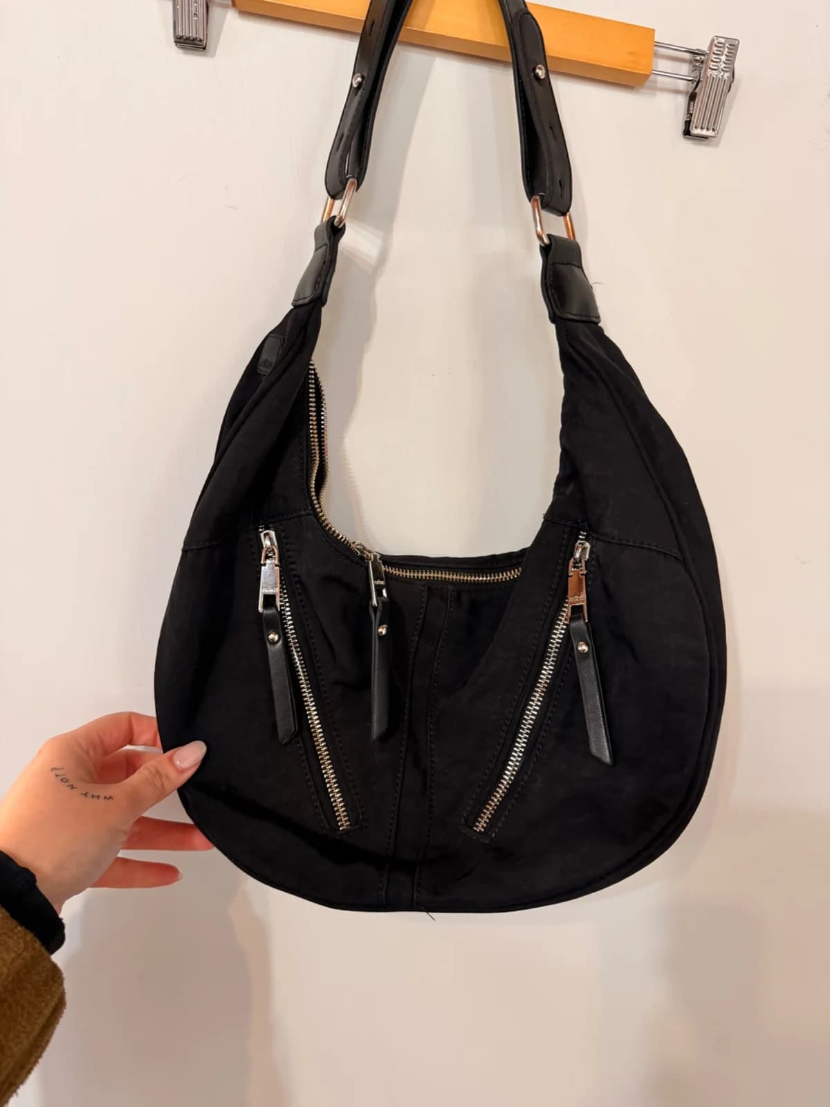 Usado por Valentina Palacios, Cartera Prune