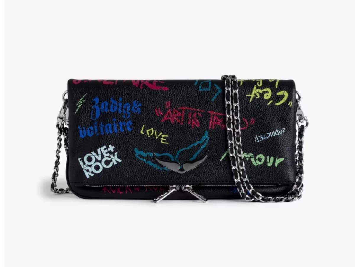 Usado por Francisca Jimenez Cárcamo, Cartera Rock Graffiti Clutch, talla S
