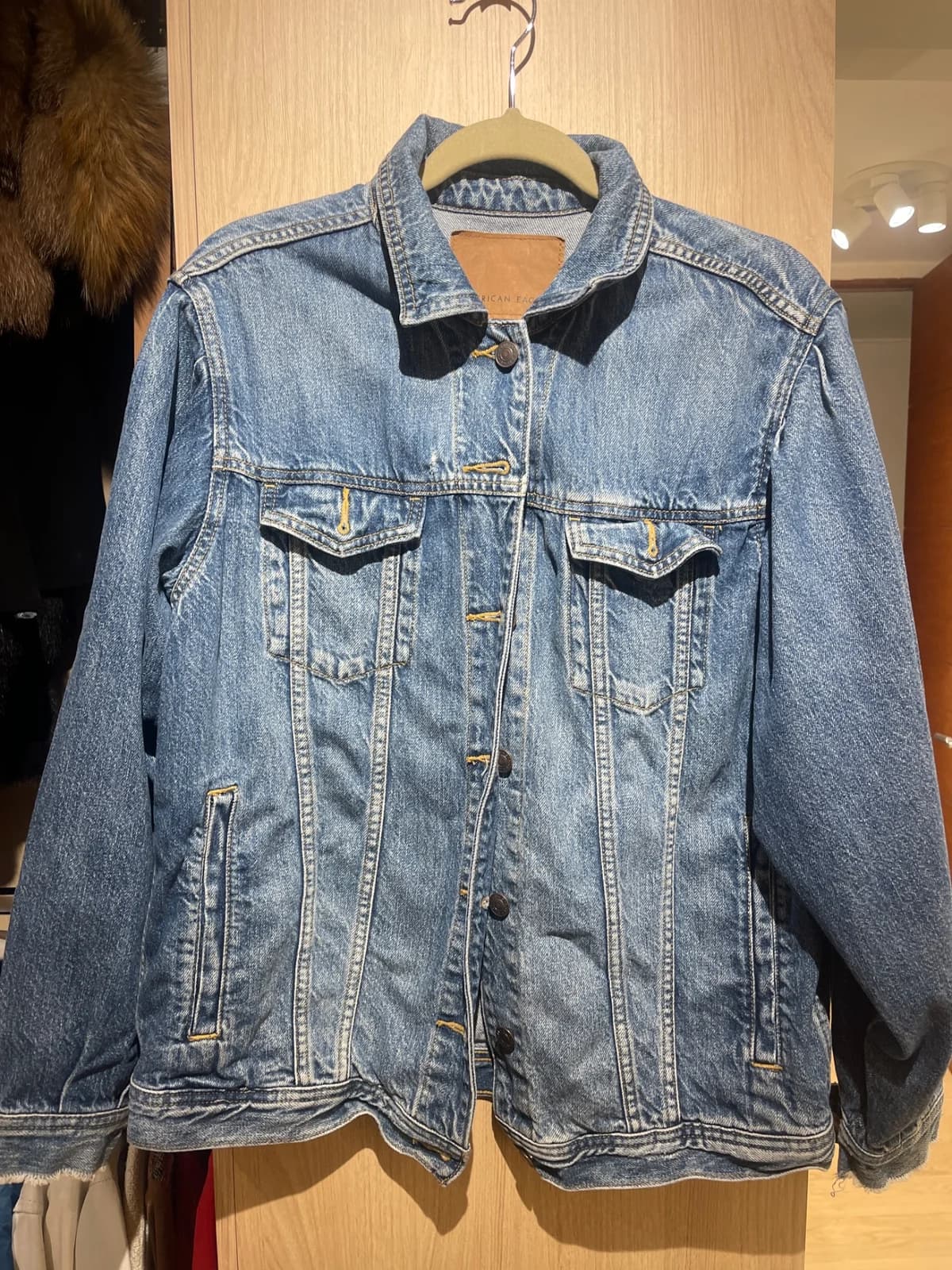Usado por Francisca Engel, Chaqueta Oversive de Jeans, talla M