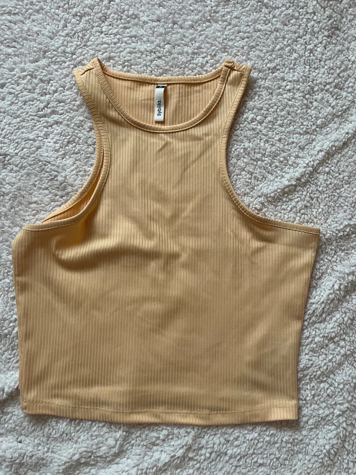 Usado por Valentina Barra, top , talla S