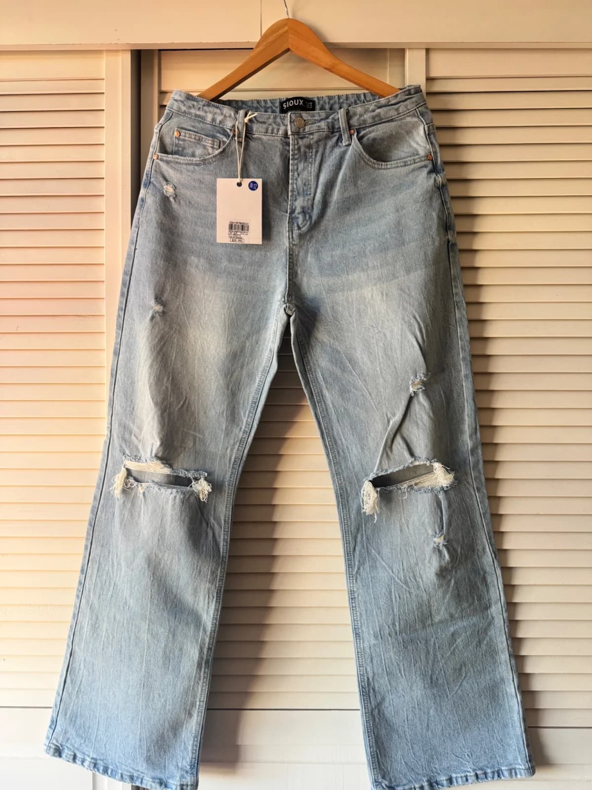 Jeans — foto 1