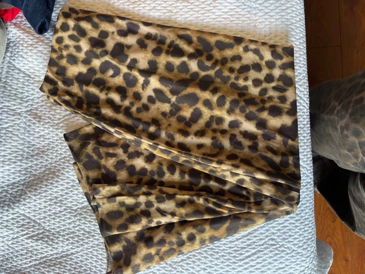 Usado por Nicolle Del valle, Falda SHEIN , talla M