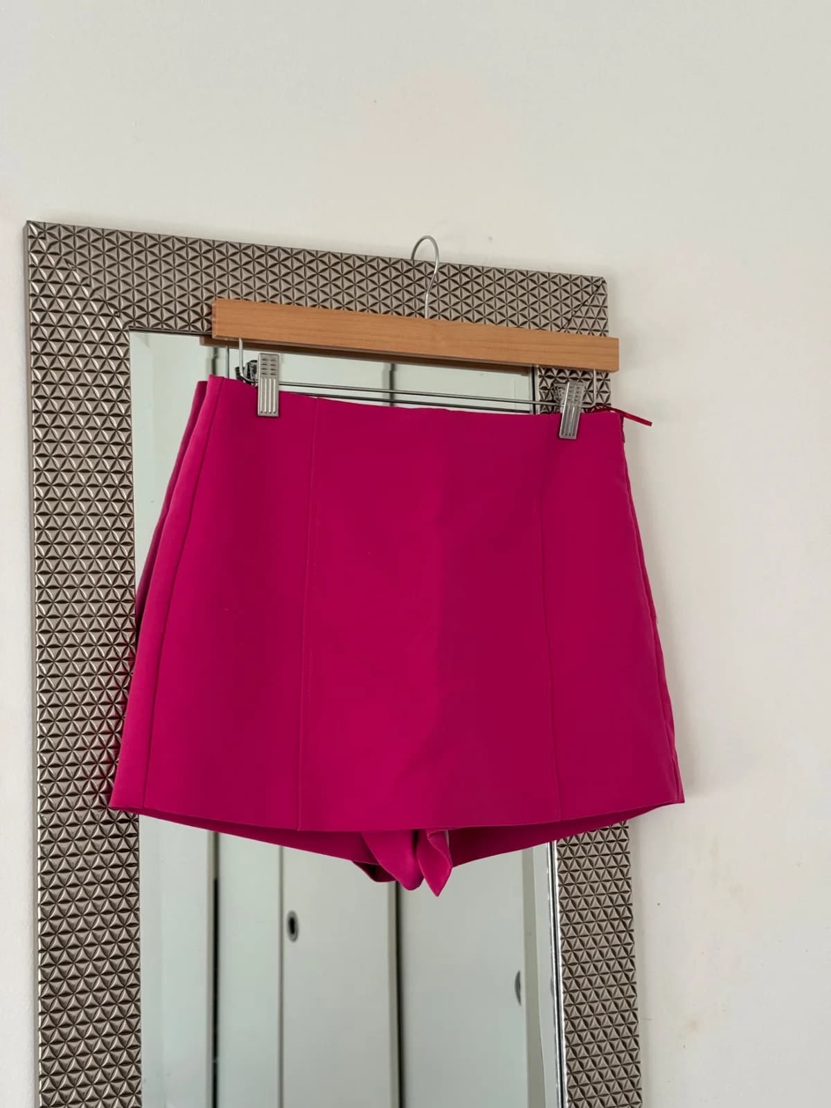 Usado por Scarleth Valentina Ruiz Soto, Falda short , talla M