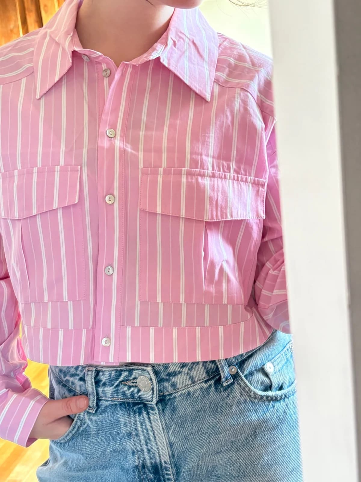 Usado por Valentina Jesús, Camisa cropped Zara, talla M