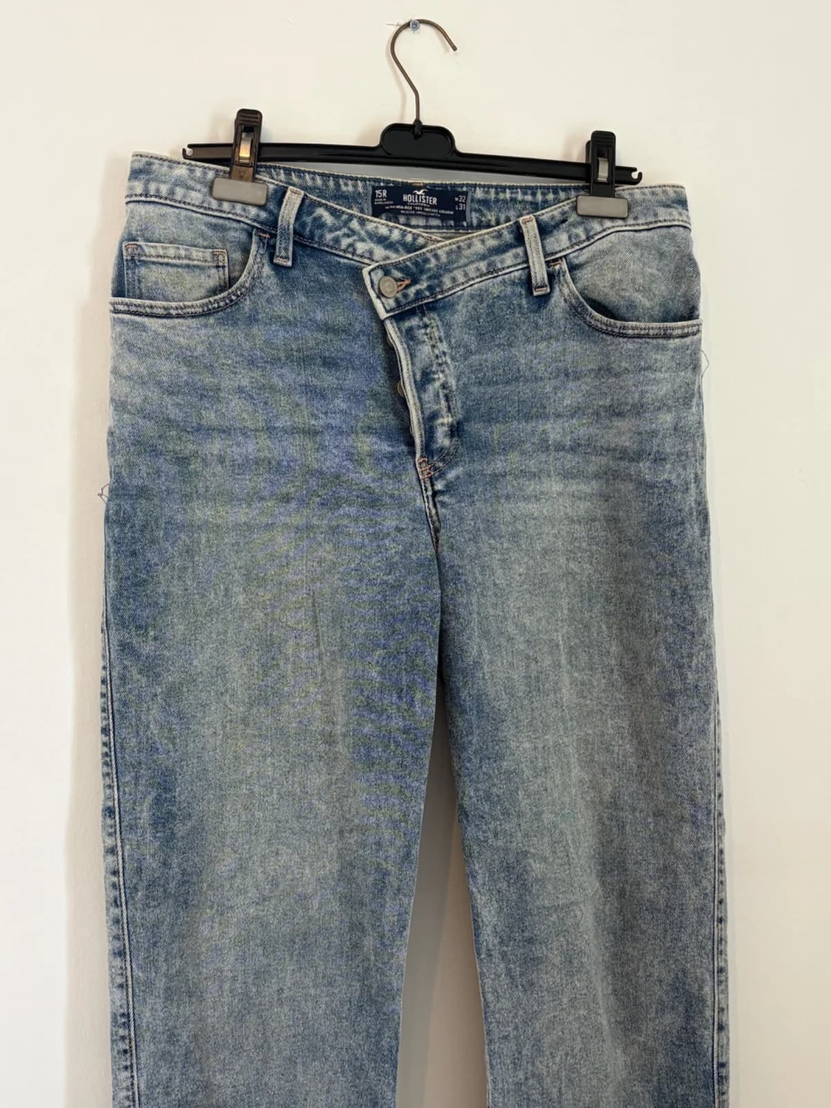 Jeans Hollister — foto 1