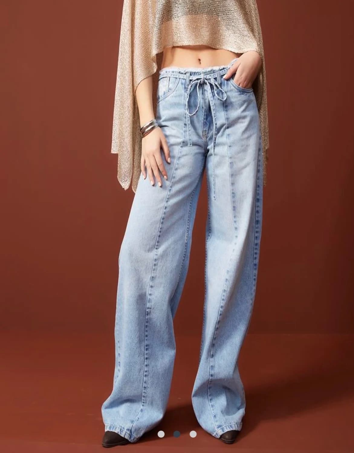 Usado por Arantza Bedoya, Jeans Azul , talla 38