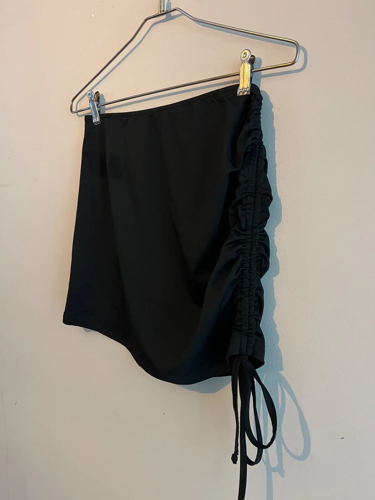 Usado por Camila Briseño, Conjunto Top&Falda , talla S/M