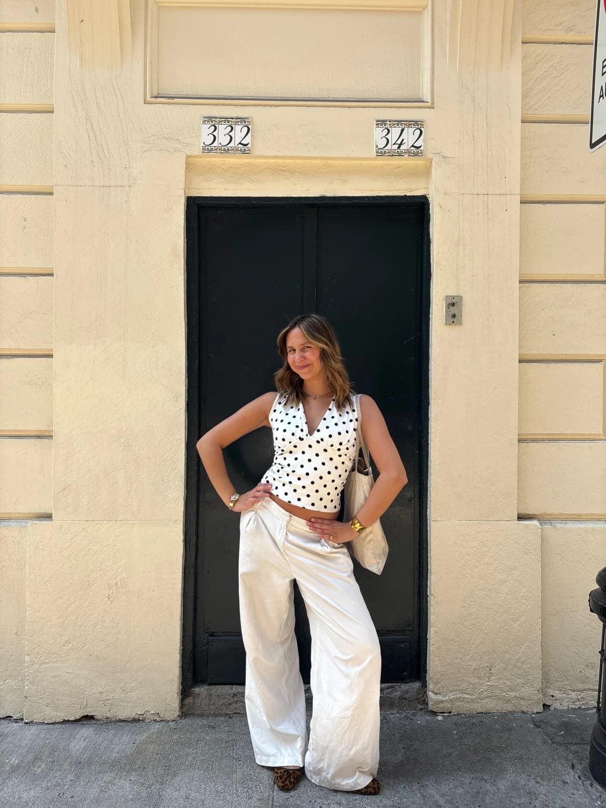 Pantalones blancos — foto 1
