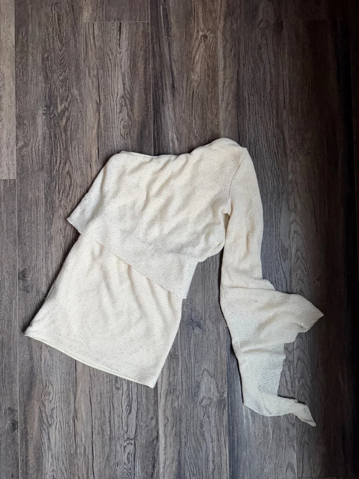 Vestido asimétrico blanco lentejuelas — foto 1