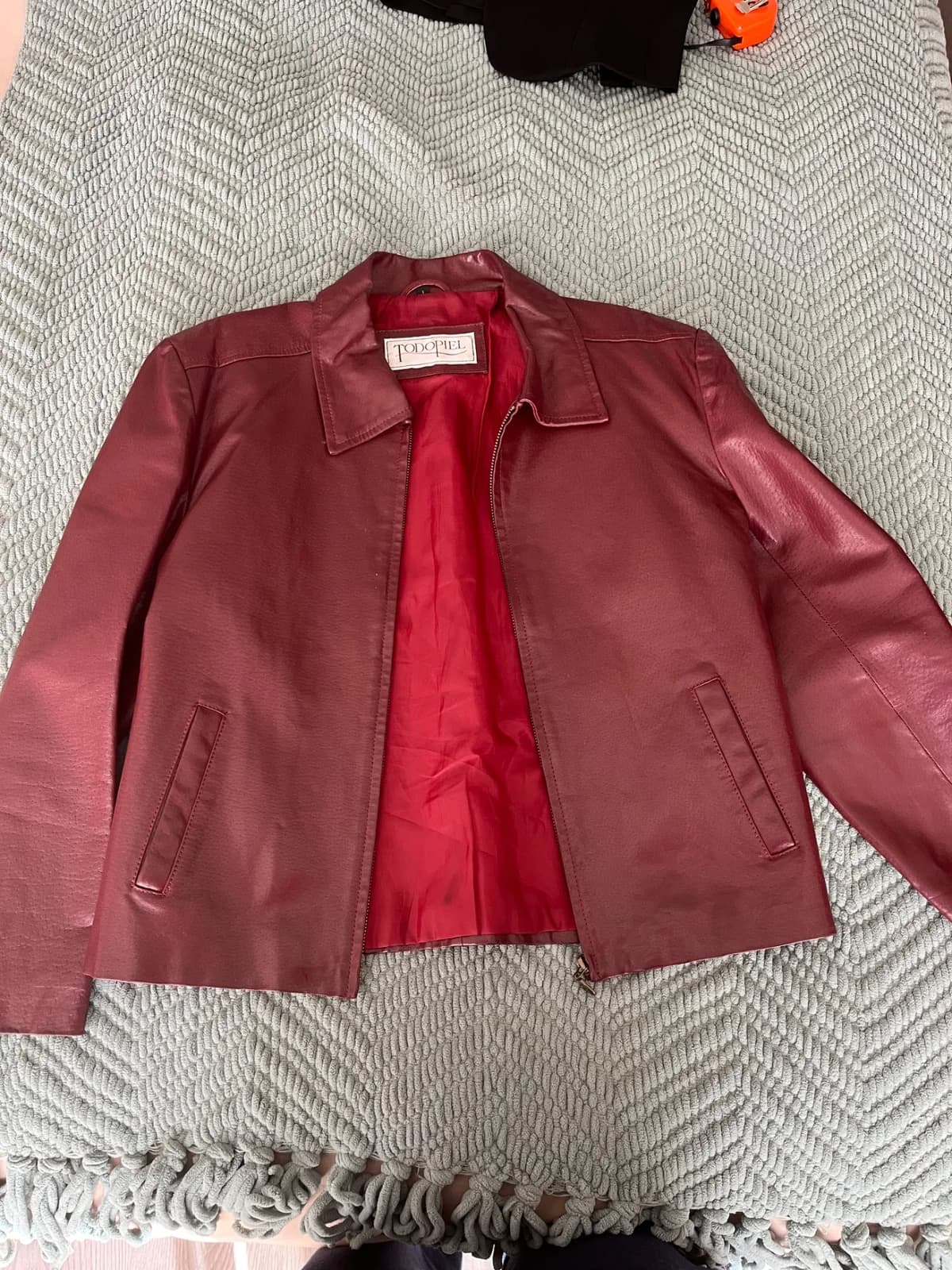 Usado por josefina osorio, Chaqueta Todopiel, talla L