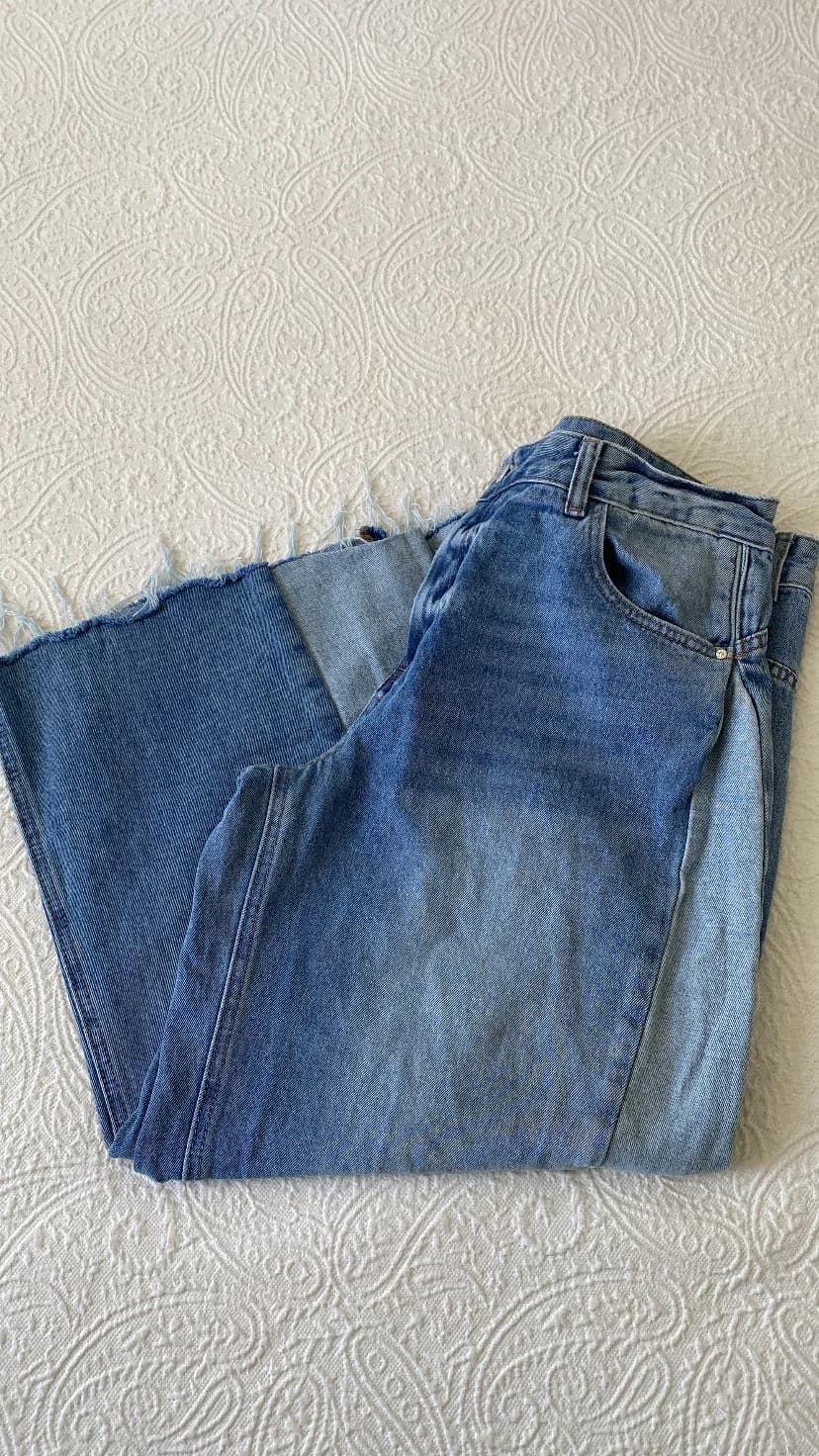 Jeans — foto 1