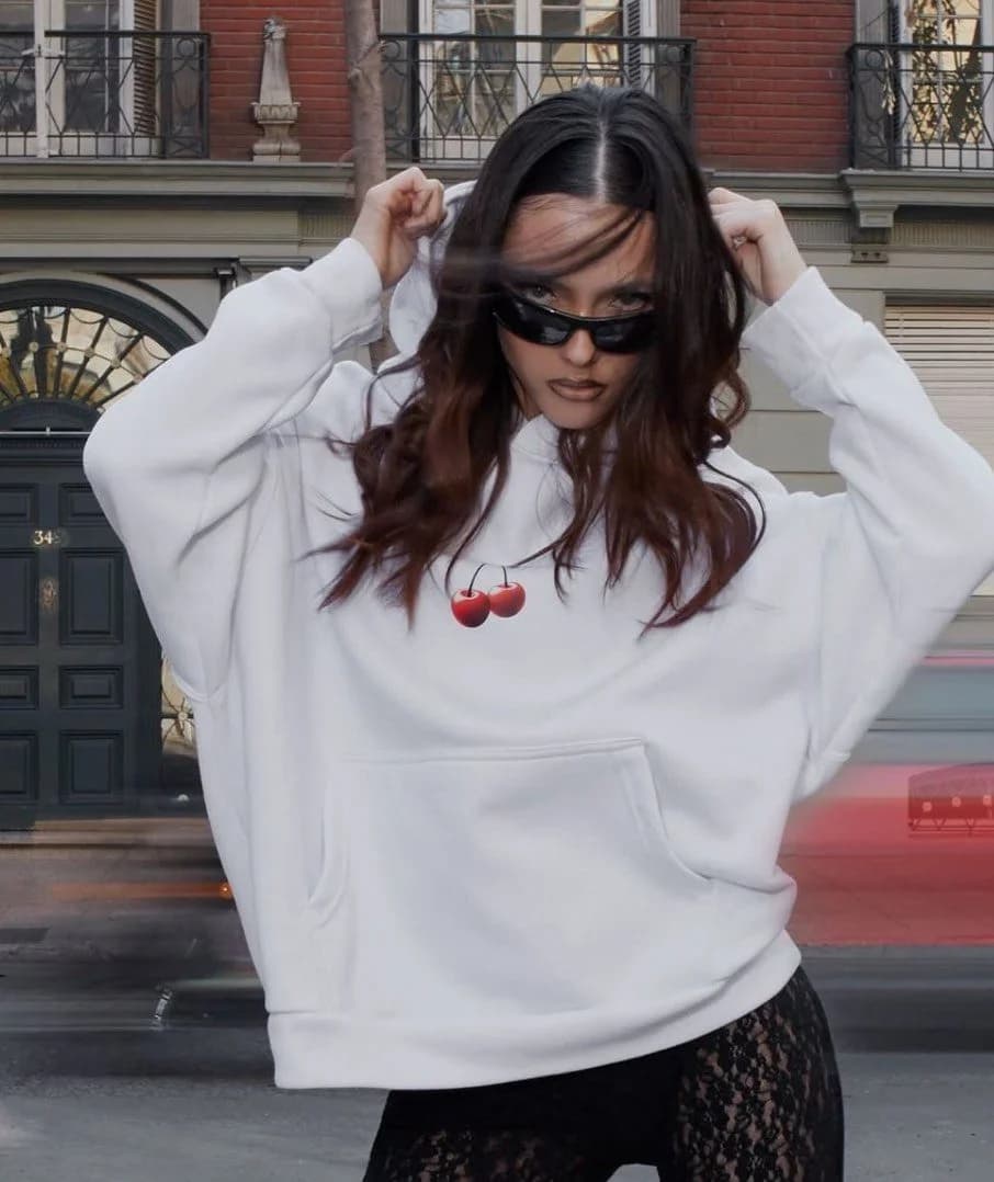 Usado por Sofia Pérez de Tudela, Poleron Cherry, talla M