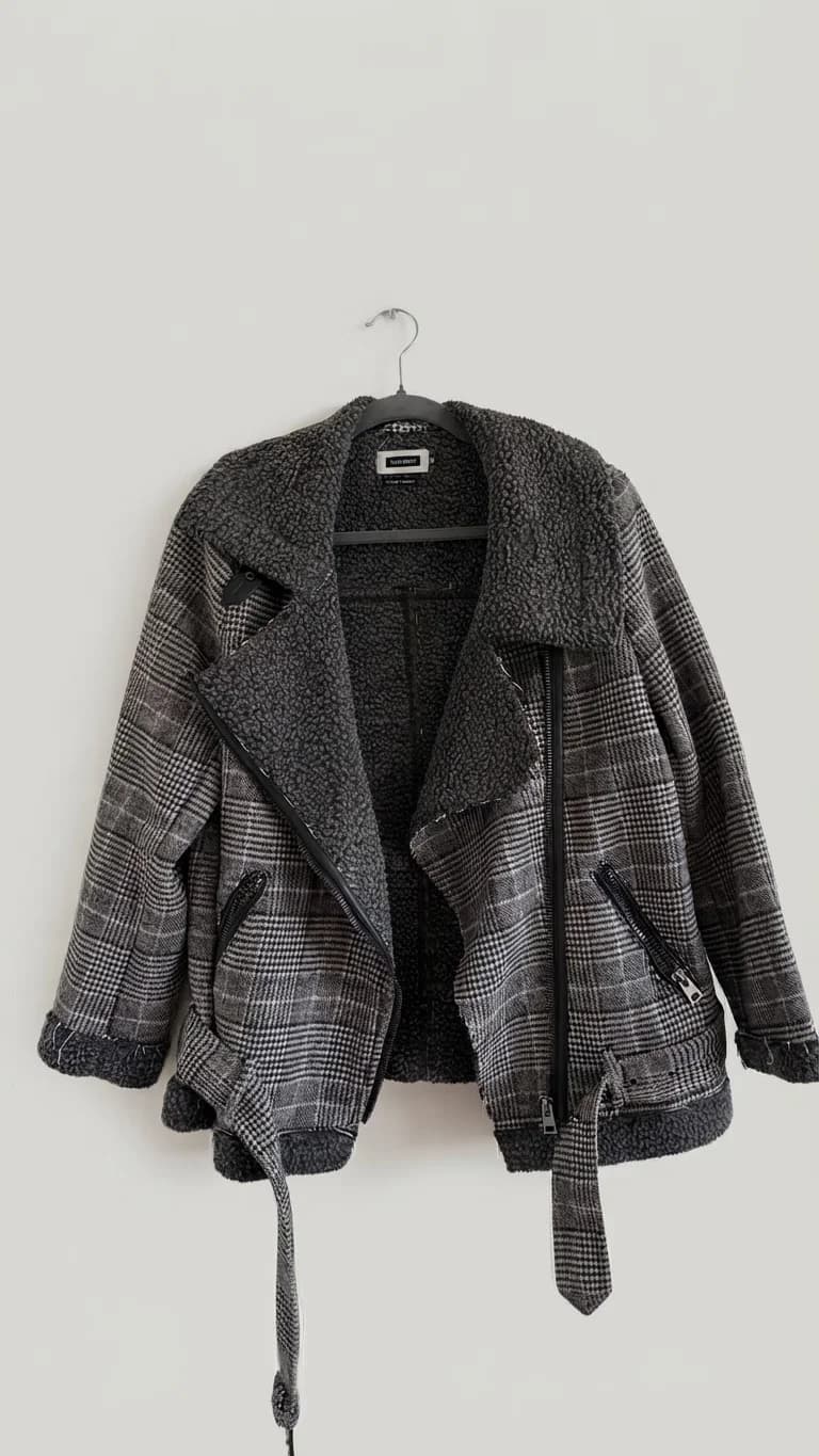 Usado por Isidora Baxter, Chaqueta Basement, talla 40