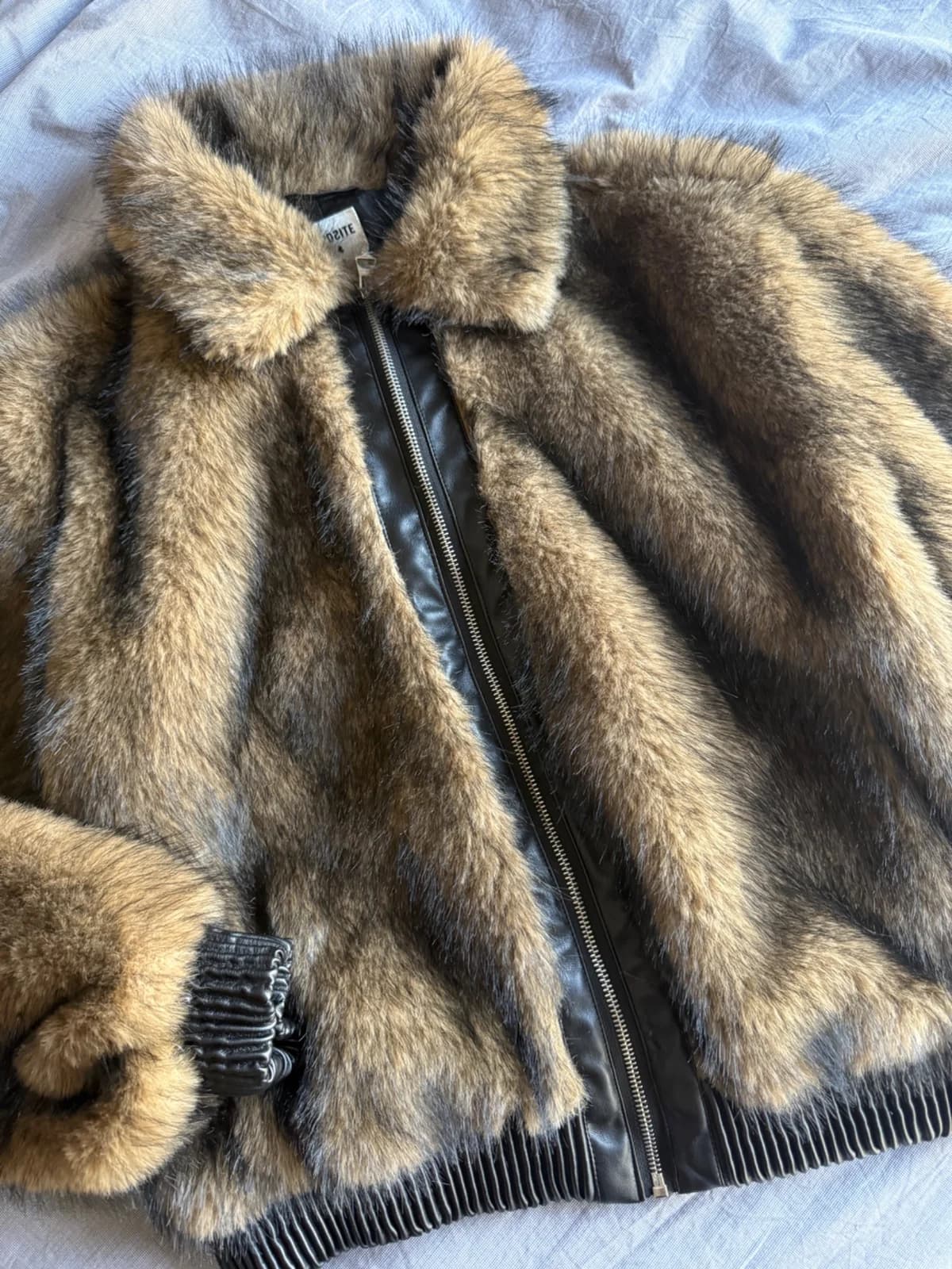 Usado por Francisca Molina, Chaqueta peluda , talla M
