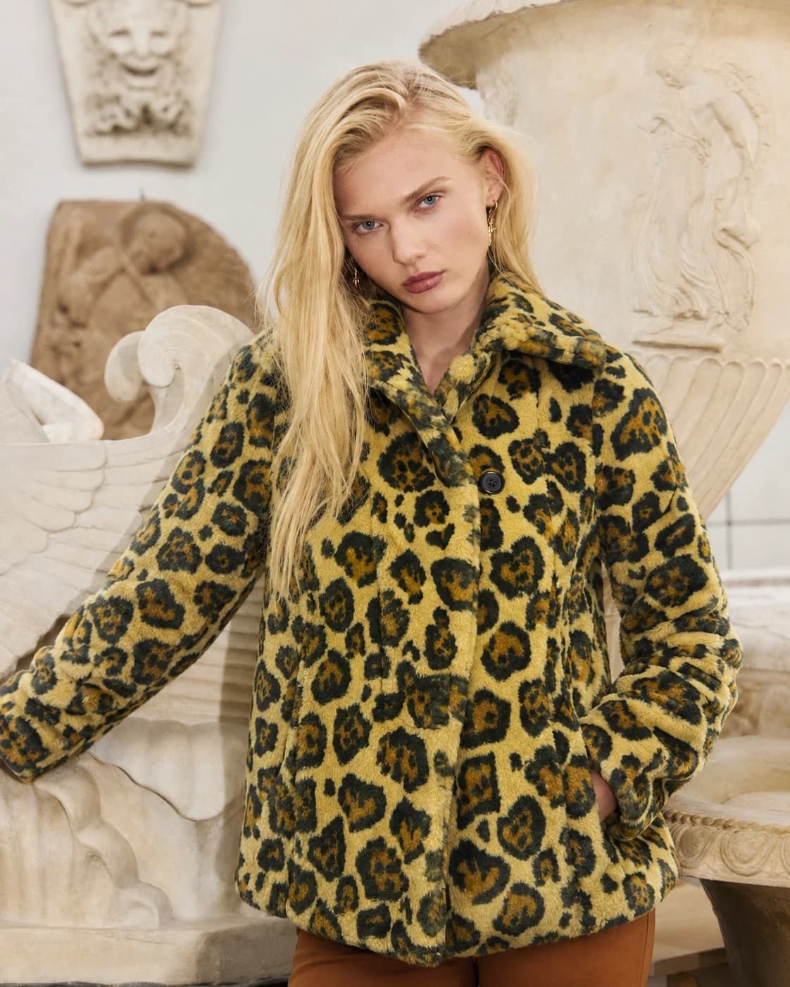 Abrigo Rapsodia animal print leopardo — foto 1