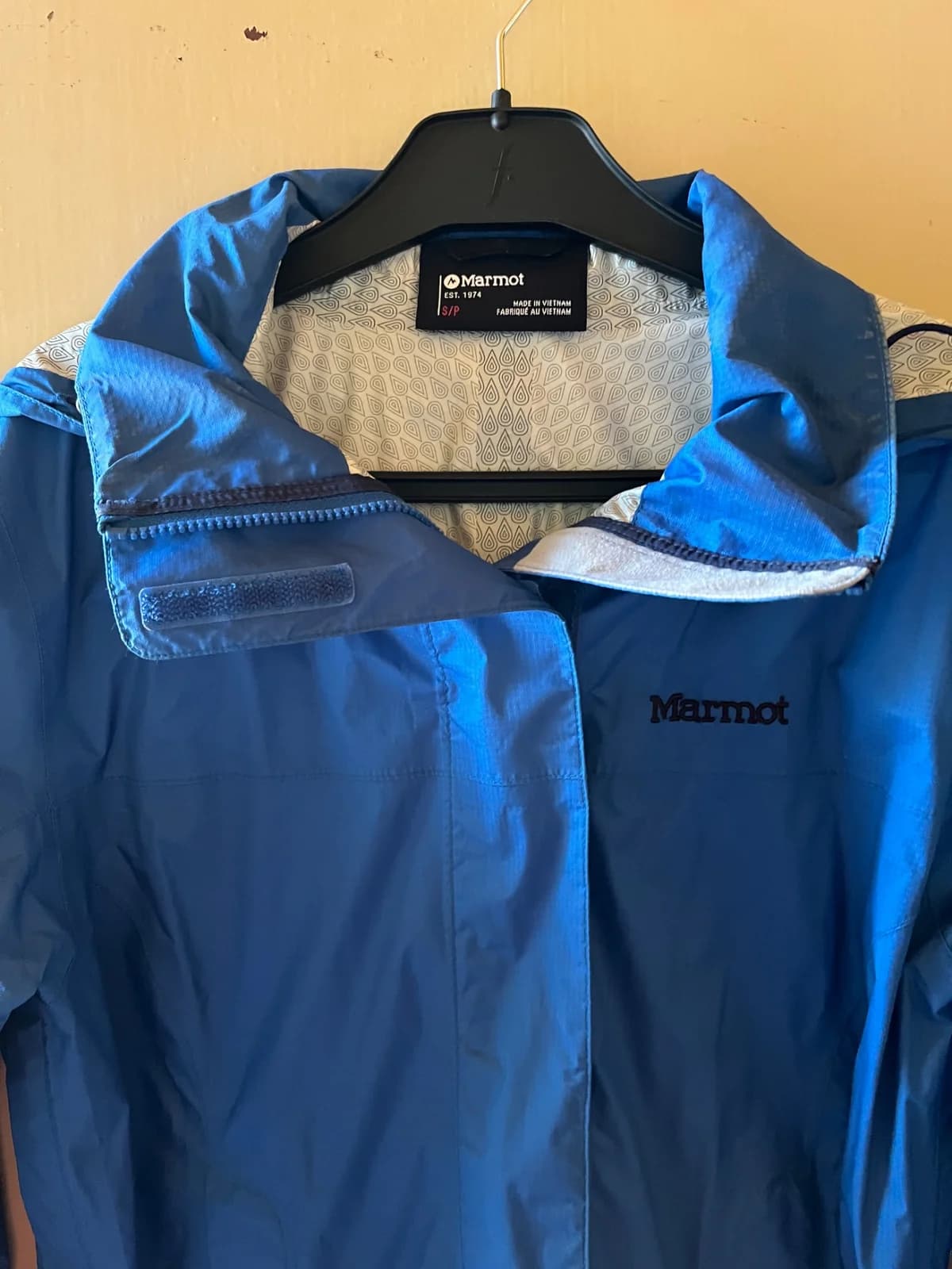 Corta viento marmot — foto 1