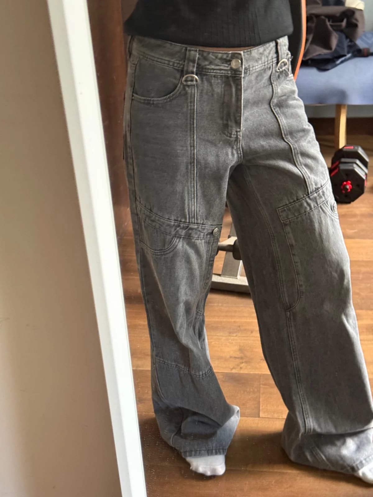 Pantalones grises — foto 1