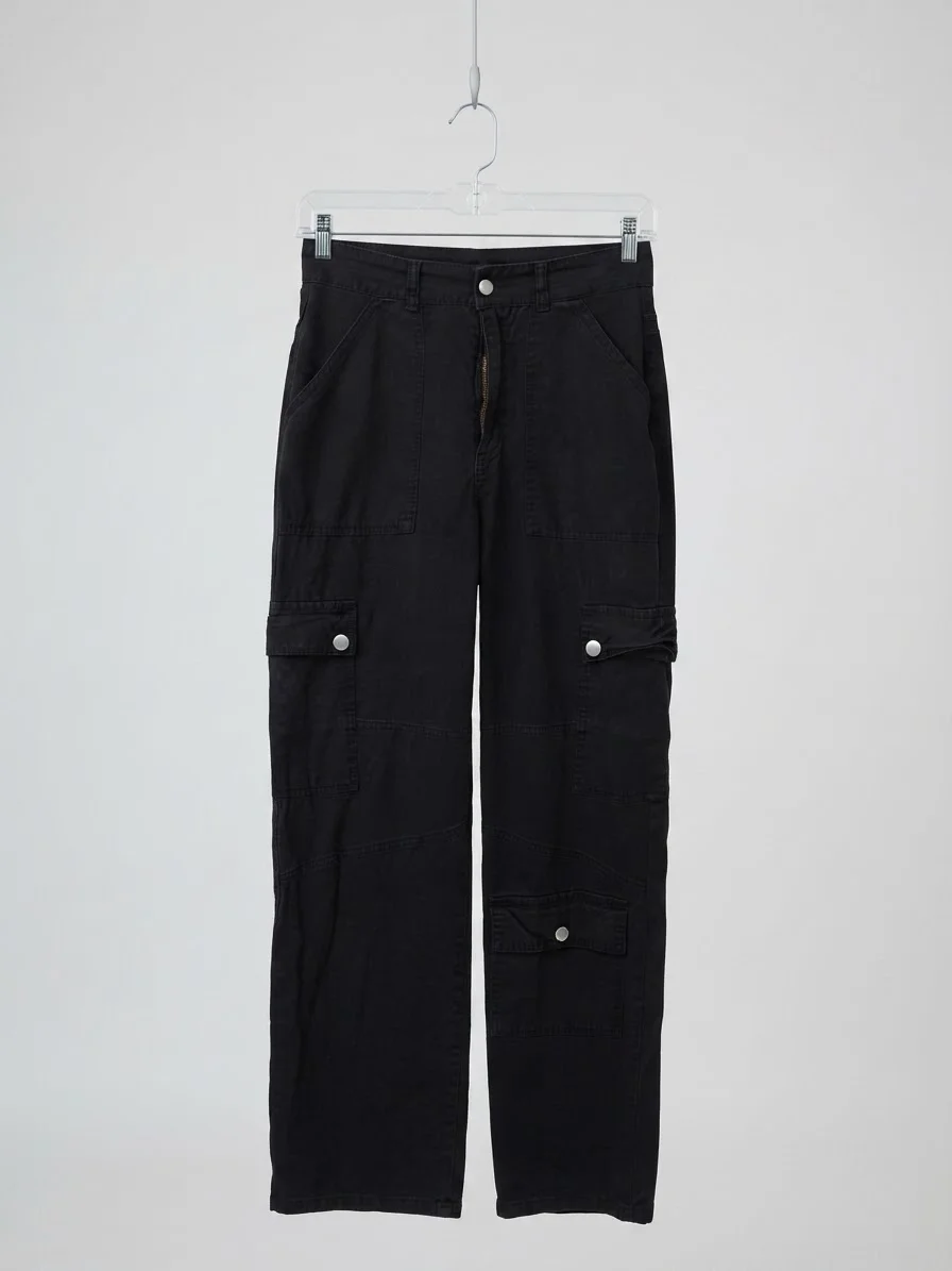 pantalon tipo cargo delgado — foto 1