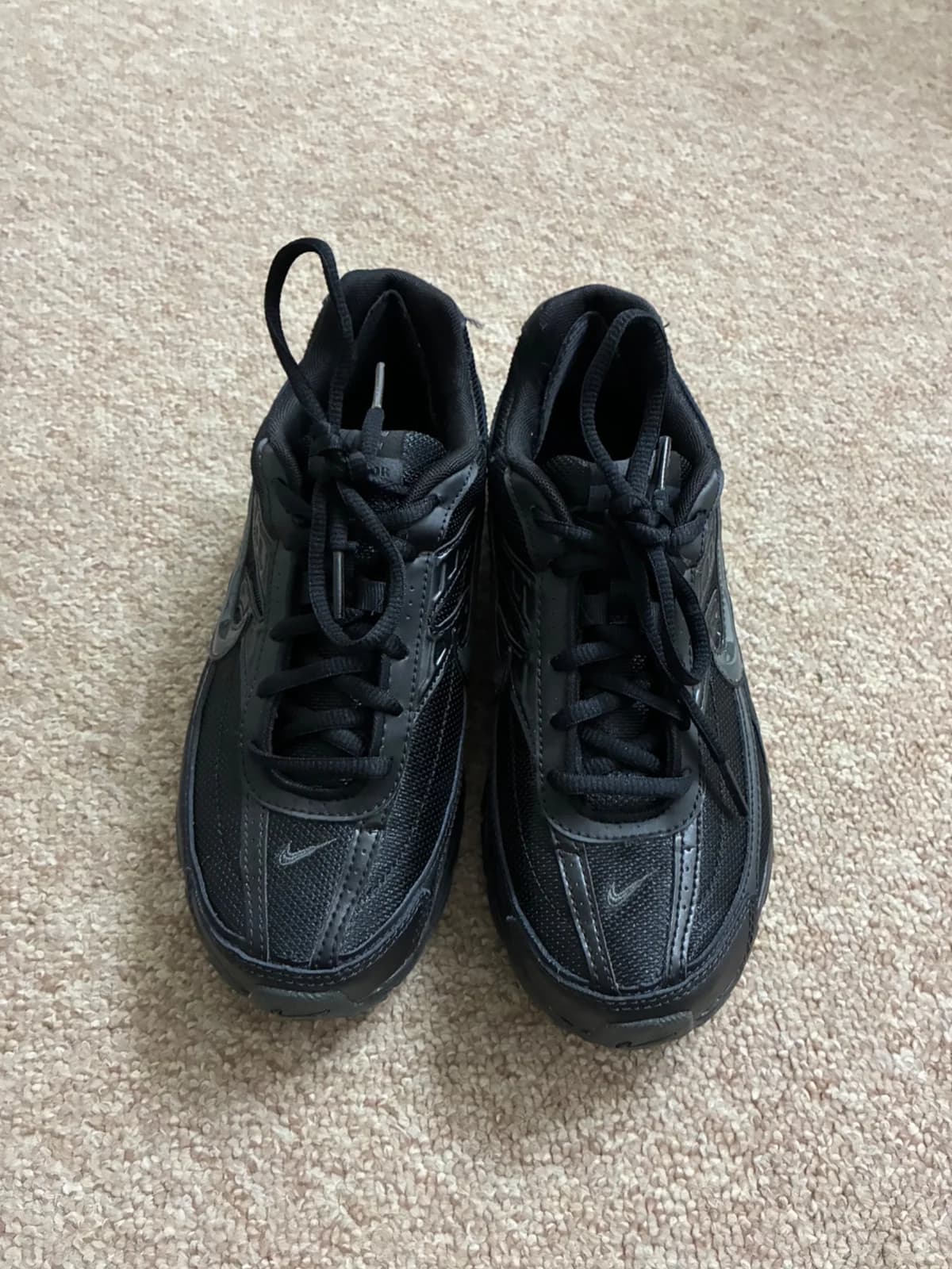 Usado por Francisca Veas, Zapatillas Nike initiator , talla 39