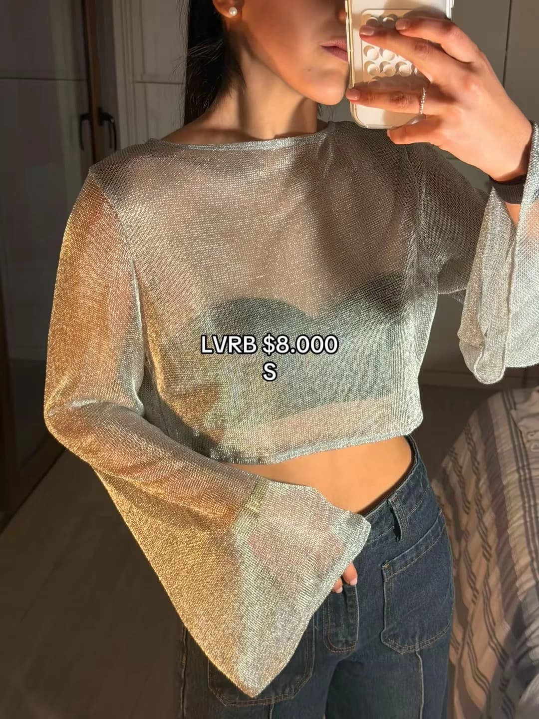 Usado por Sofía Armstrong, Top plateado LVRB, talla S