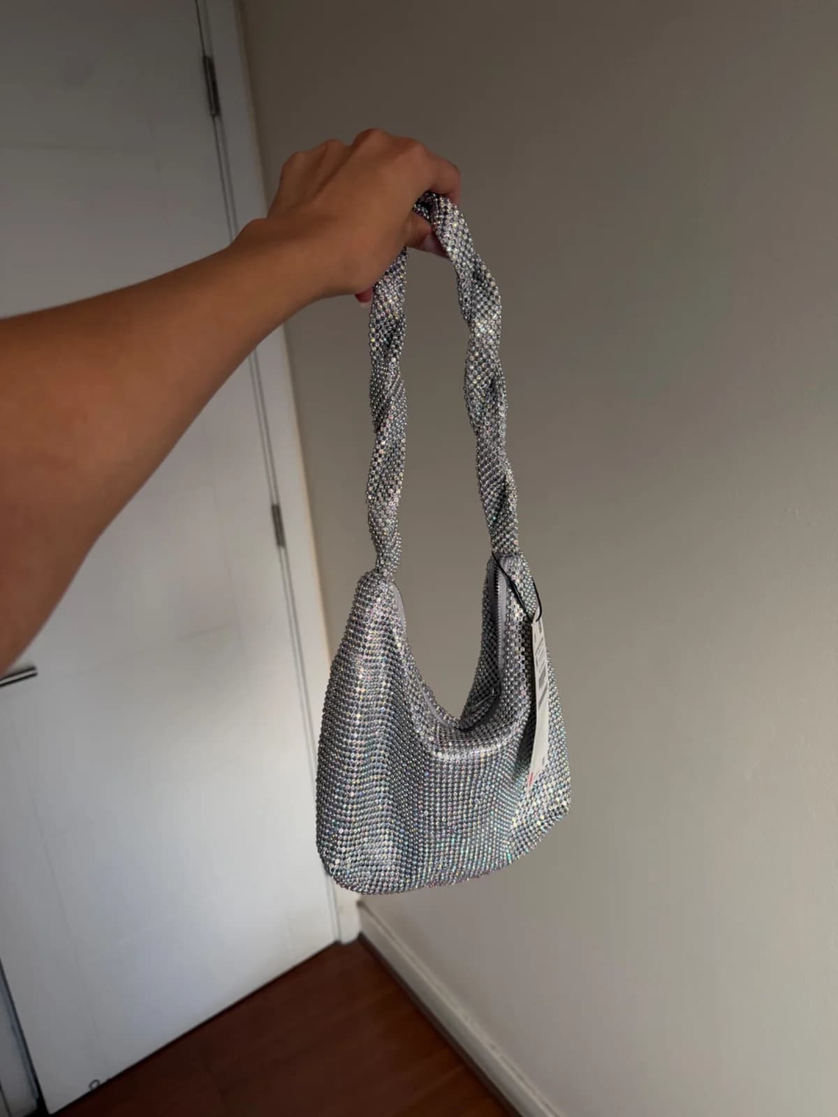Cartera brillos Zara nueva