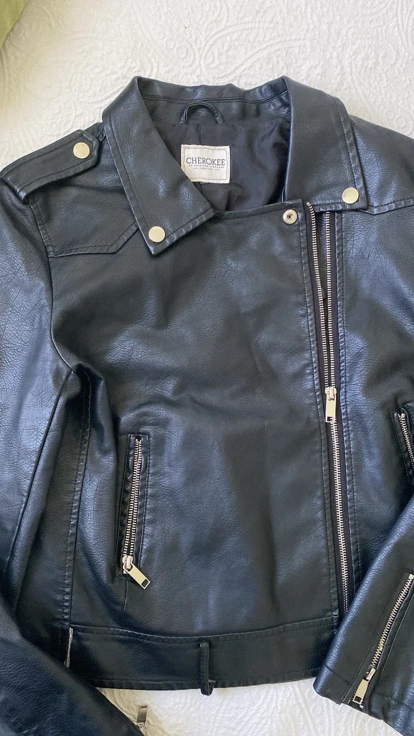 Chaqueta cuero — foto 1