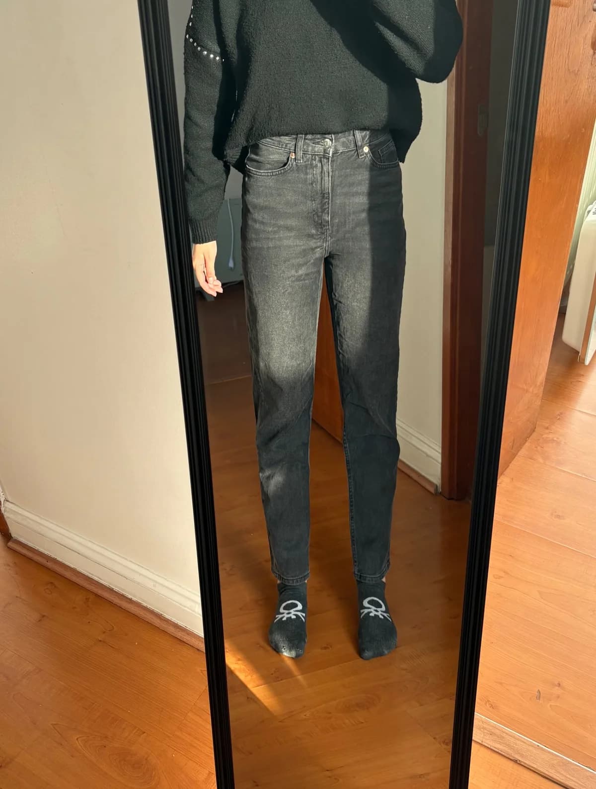 Usado por Ambar Ignacia , Mom Jeans Mid Rise, talla 36