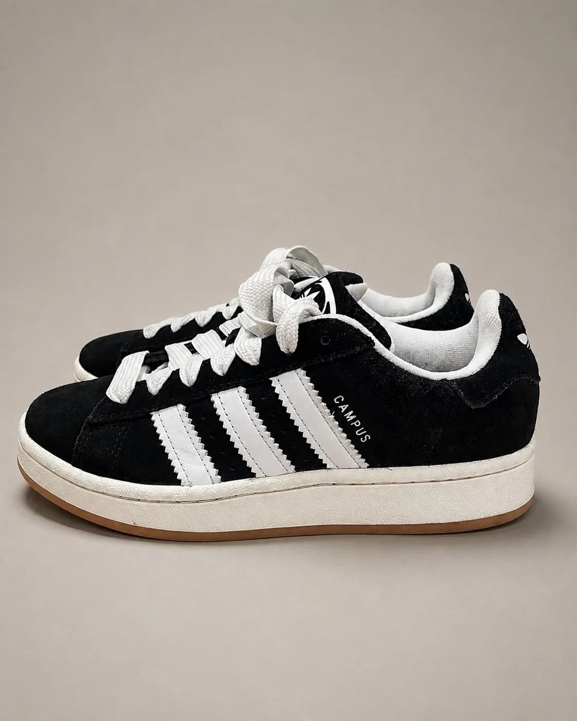 Usado por Pia Millar, Adidas Campus 00s, talla 37
