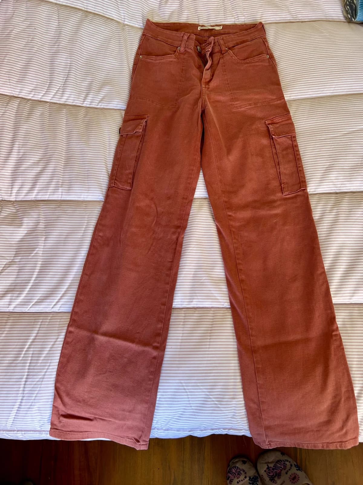 Jeans rojizos — foto 1