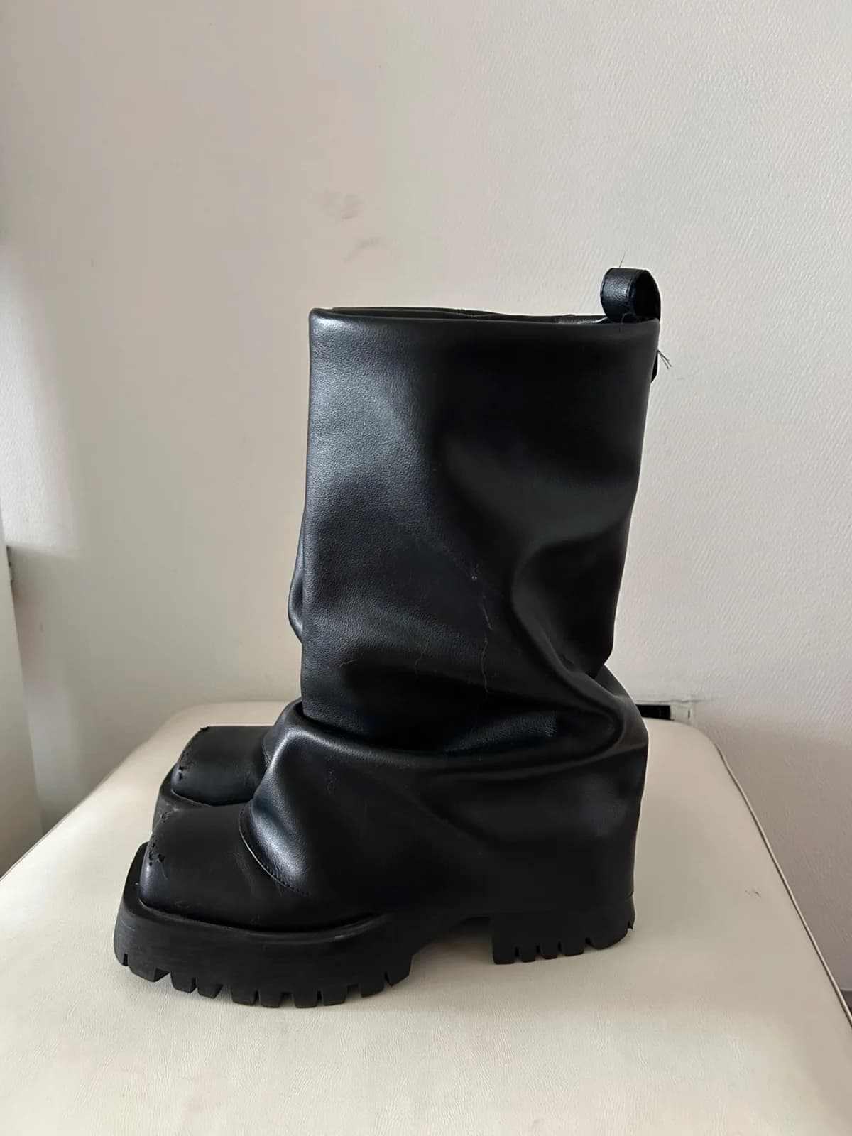 Usado por Elisa Camilo, Botas de cuero, talla 37