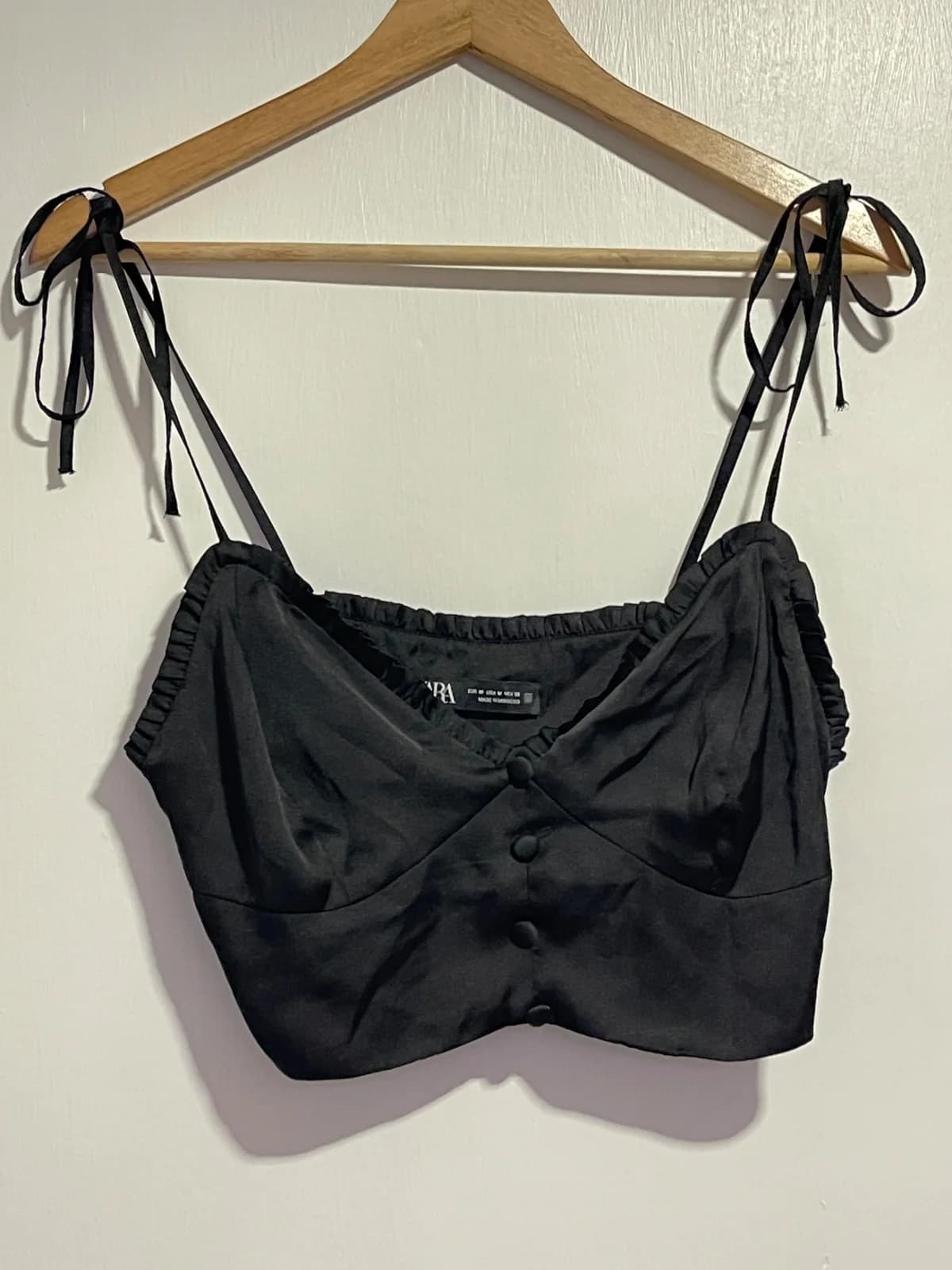 Crop top negro zara talla m — foto 1