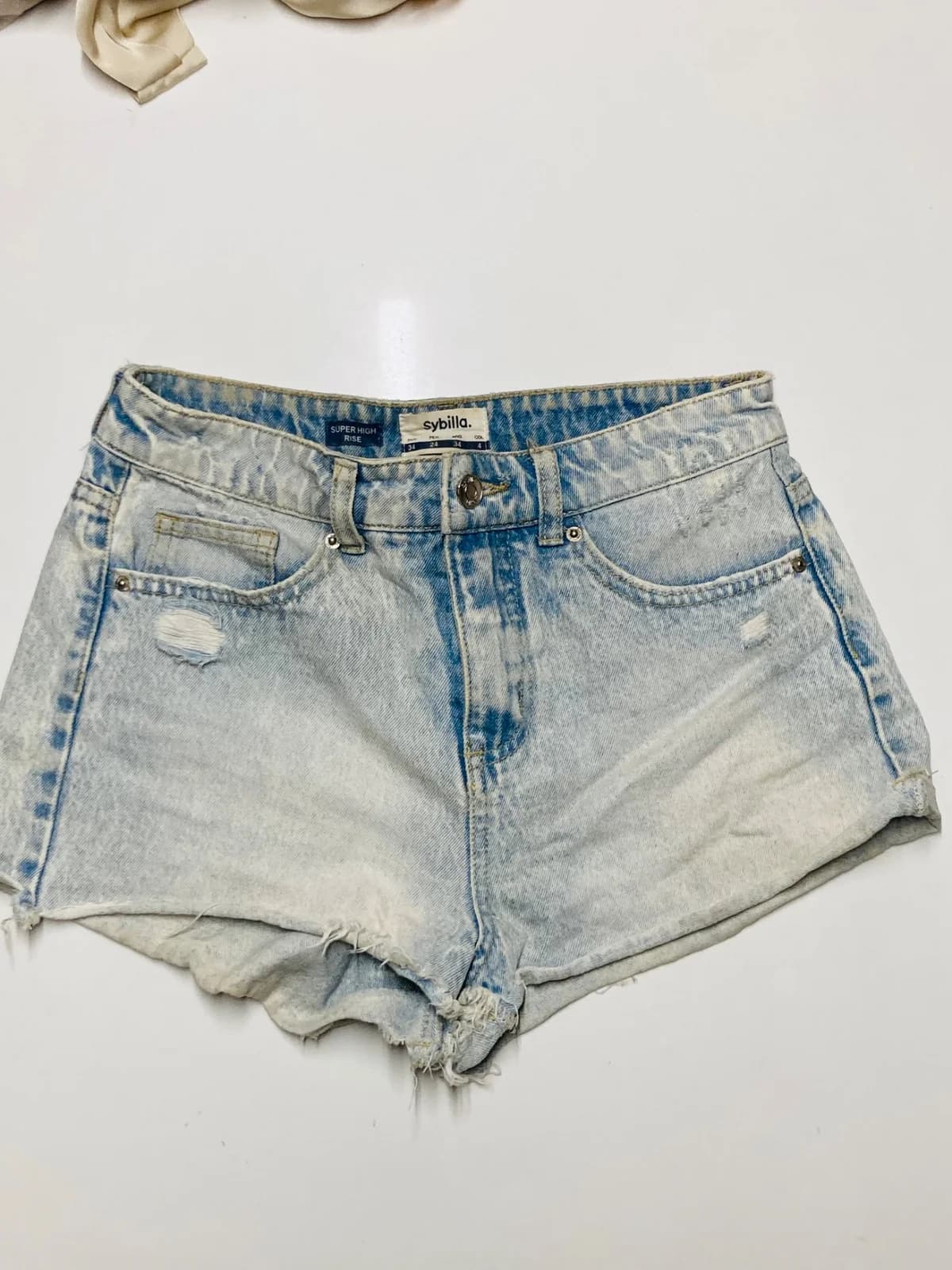 Usado por Florencia Acosta breschi, Short de jeans , talla S