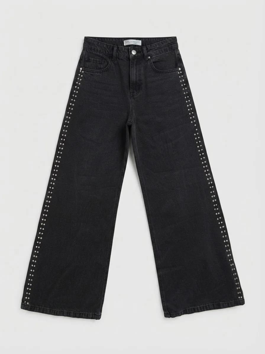 Jeans negro tachas — foto 1
