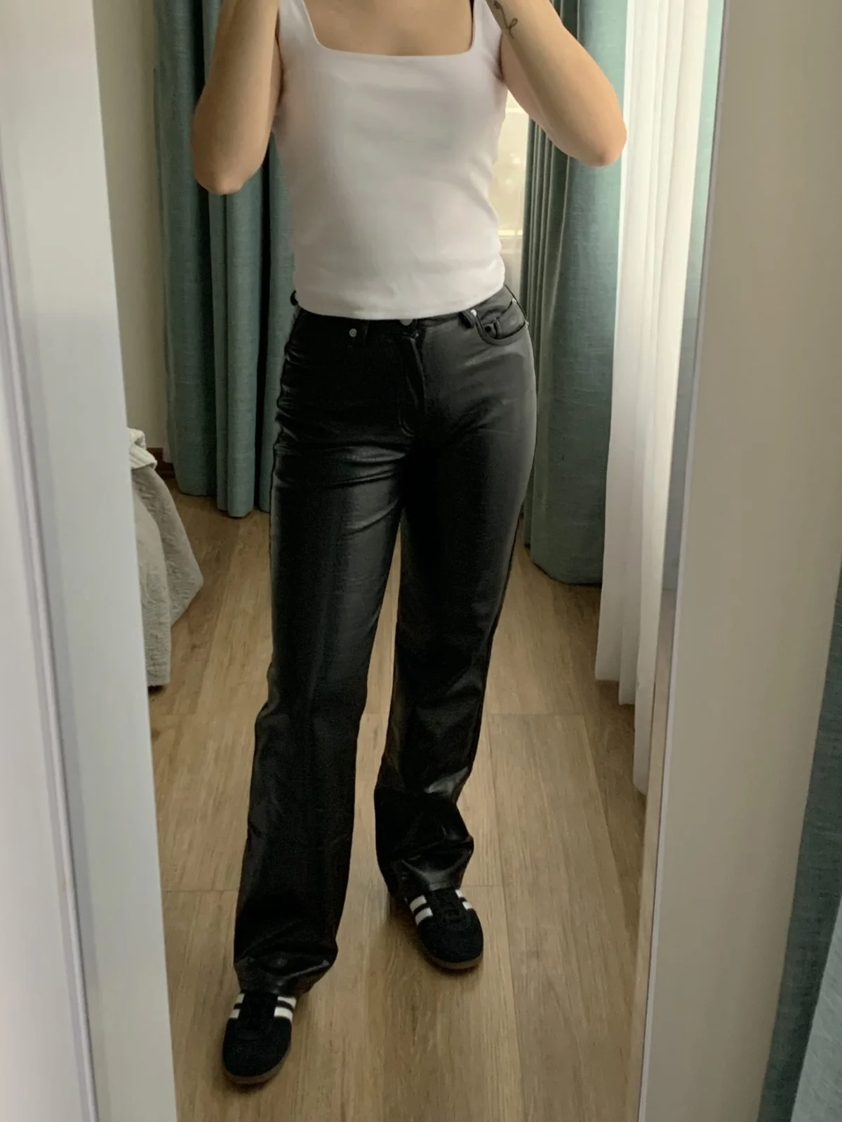 Pantalones — foto 1