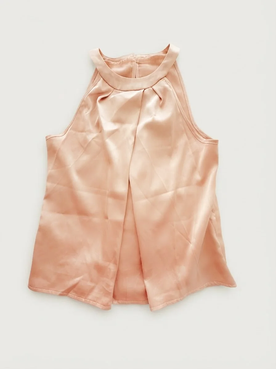 Usado por Victoria Flores, Blusa satinada, talla S
