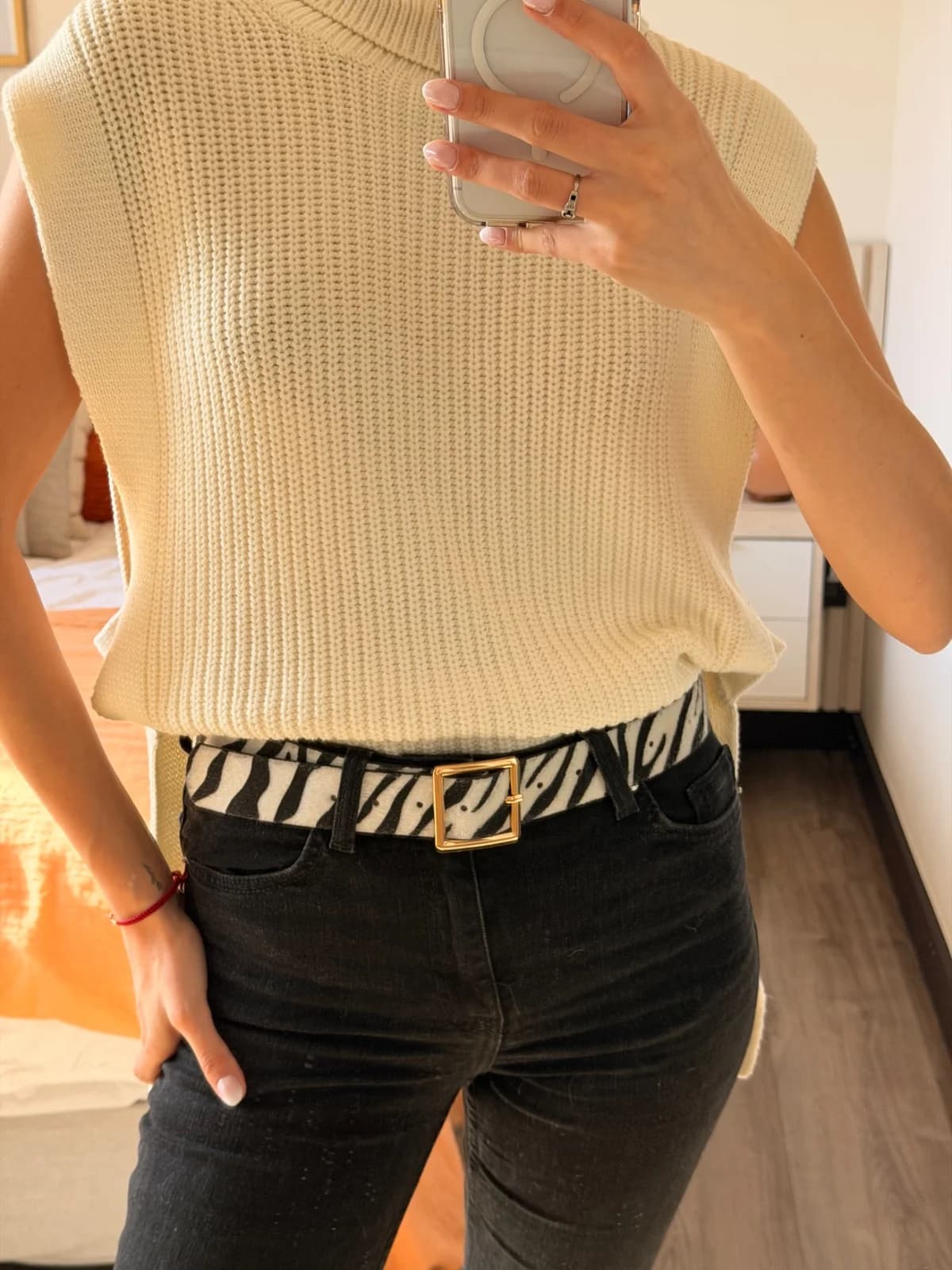 Usado por Paula Aguirre, Cinturon 🦓