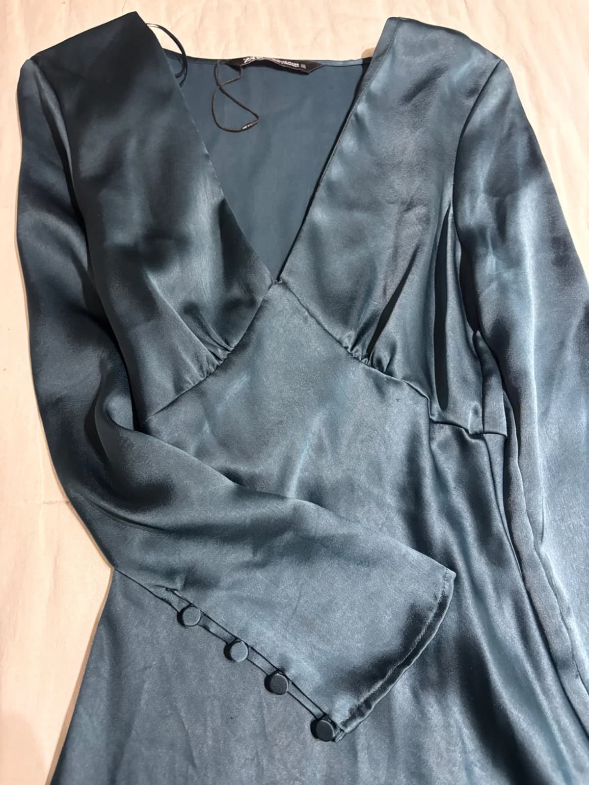 Usado por Cata Bravo, Vestido formal petróleo , talla Xs