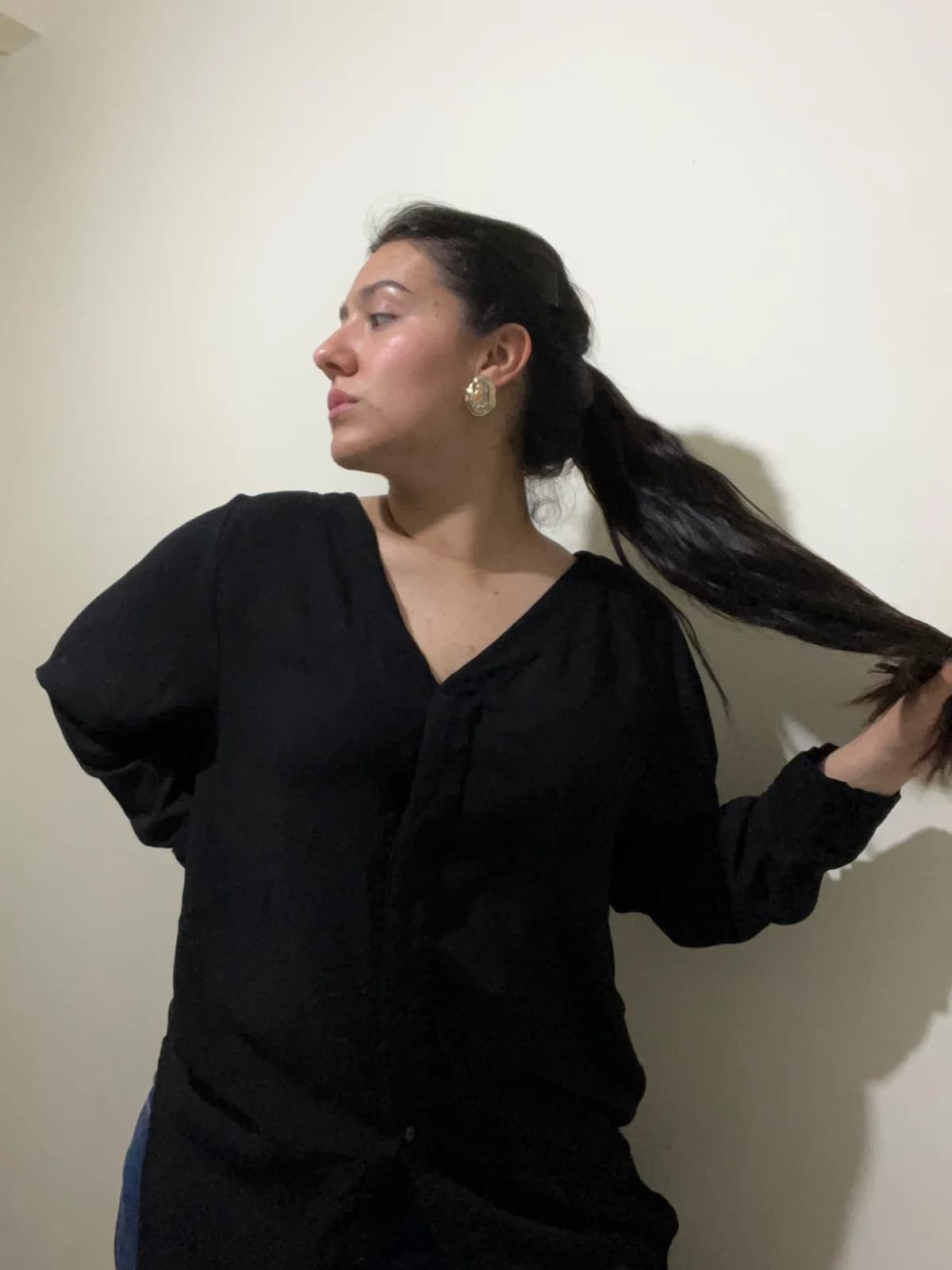 Blusa negra — foto 1