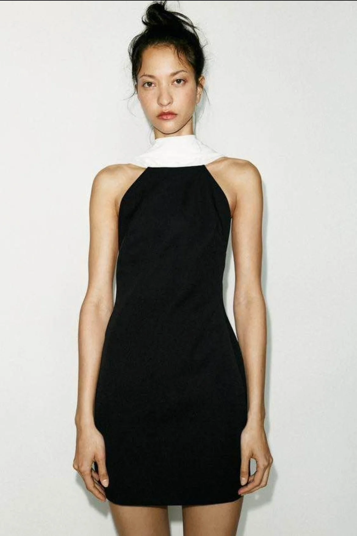 Vestido corto Zara — foto 1