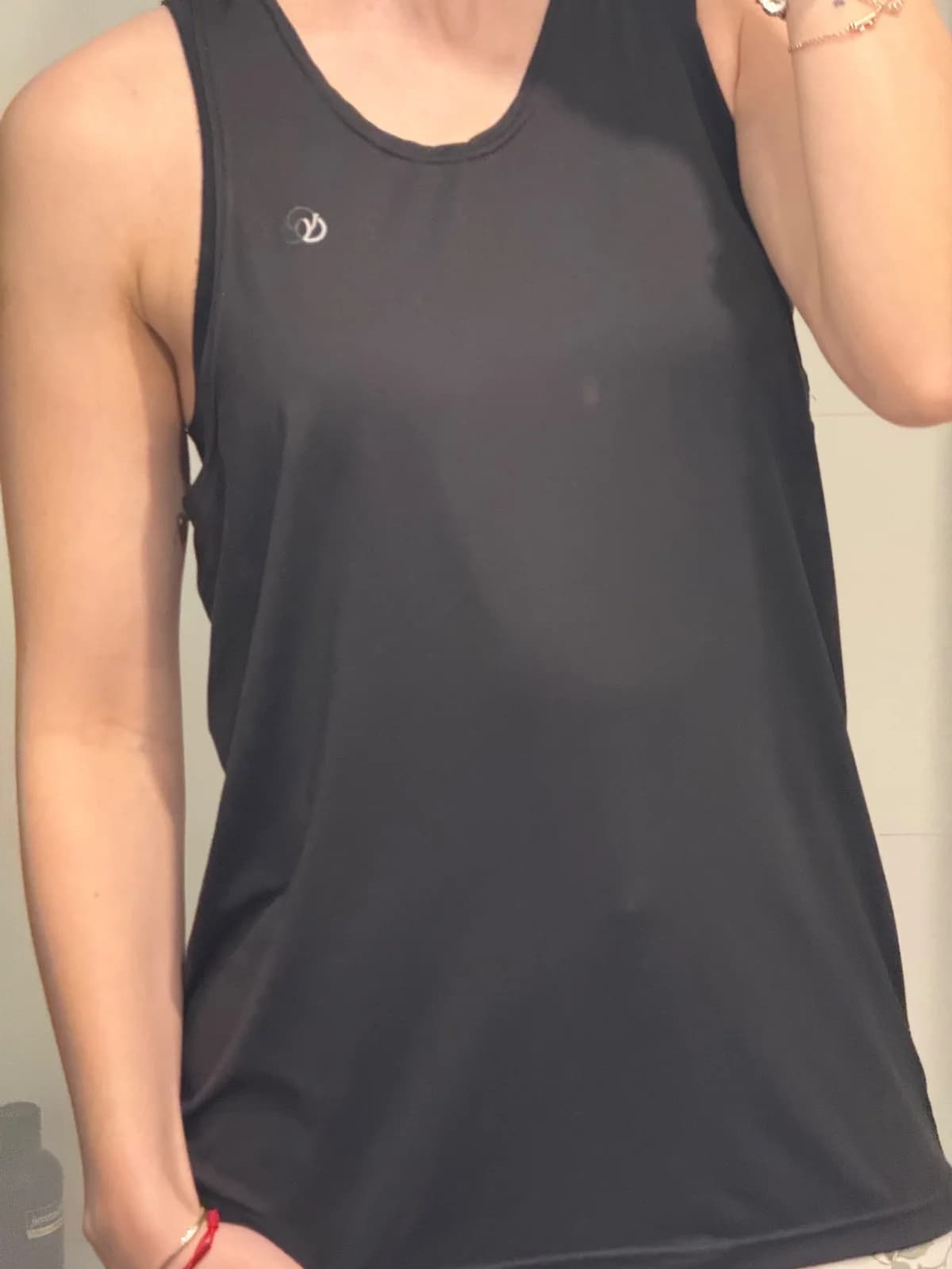 Usado por Denise Dubois, Polera deportiva, talla S
