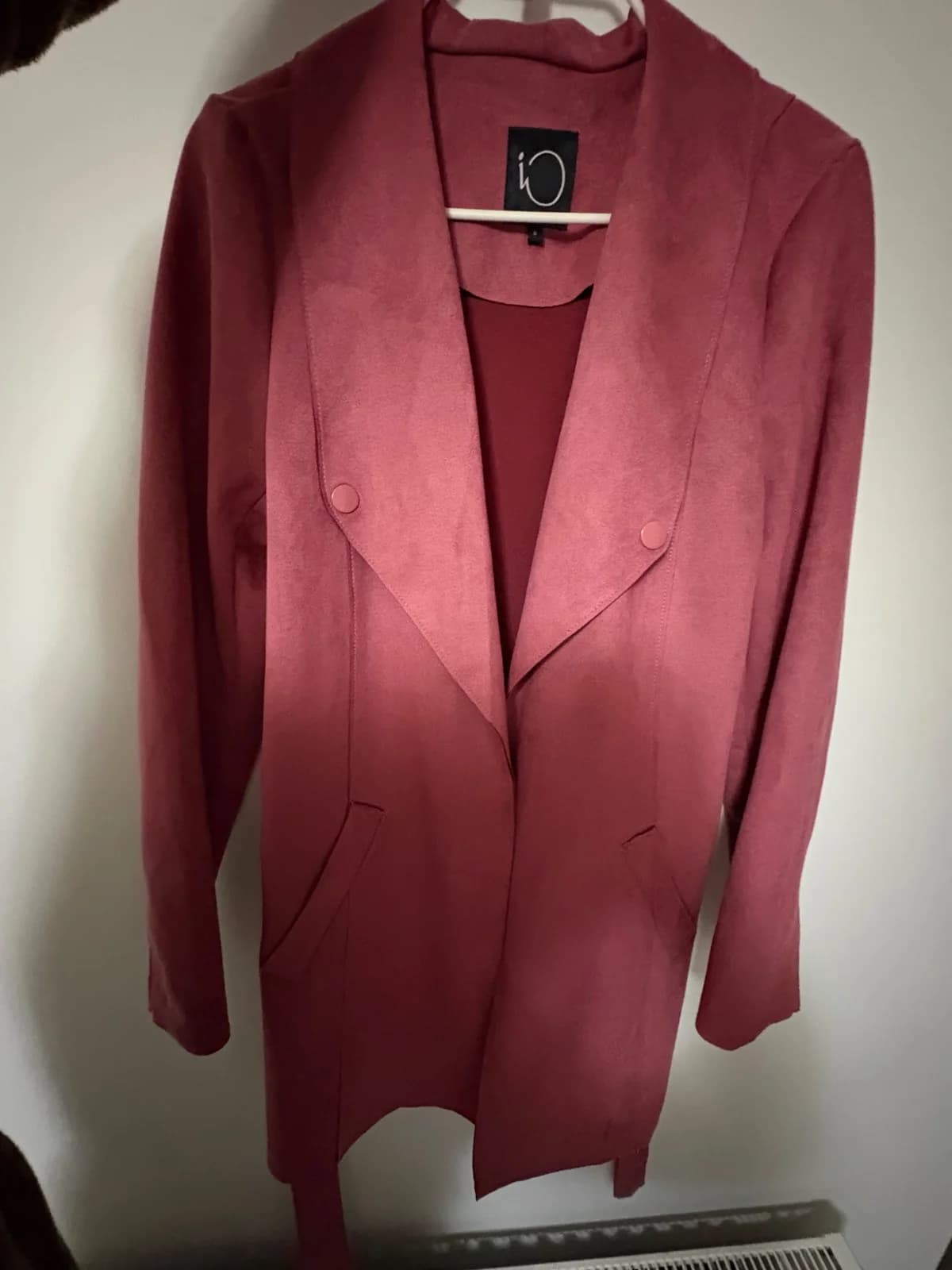 Trench — foto 1