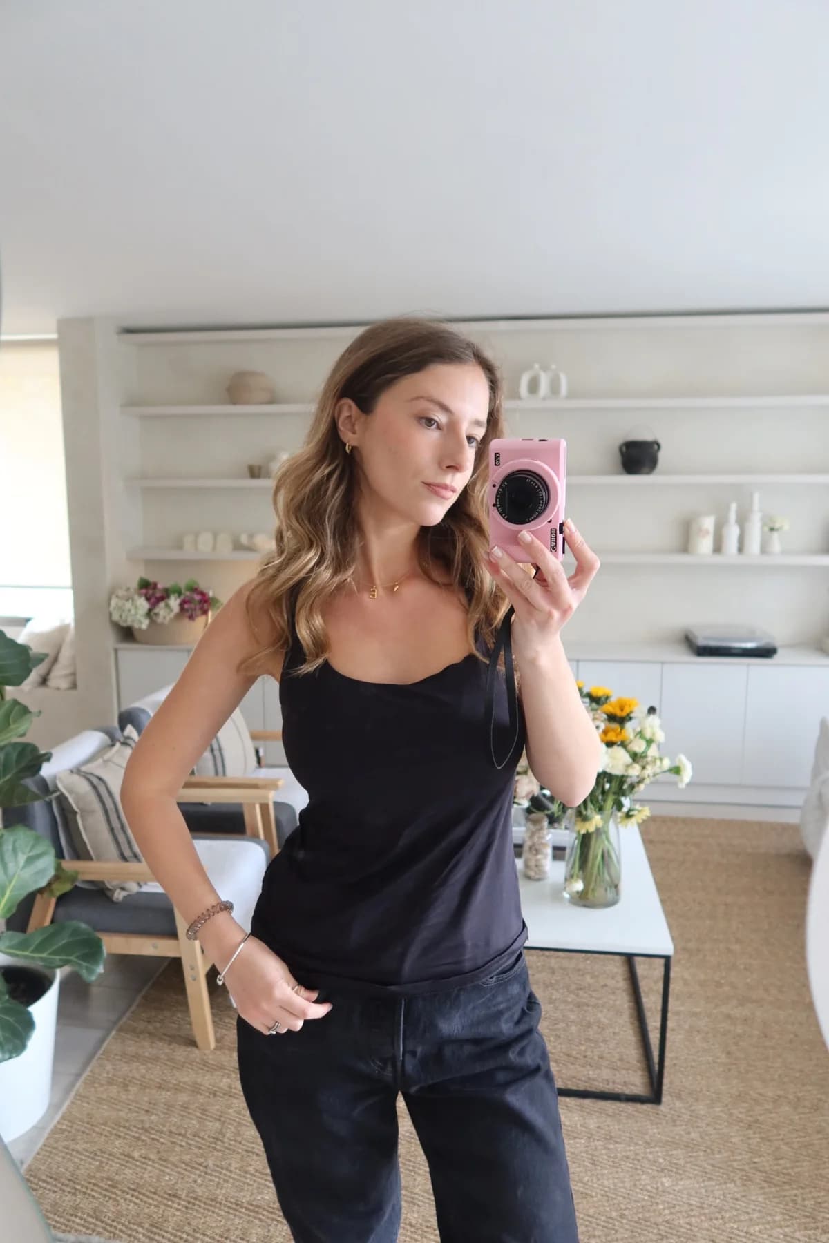 Usado por Emily Zembo, Top negro H&M, talla S