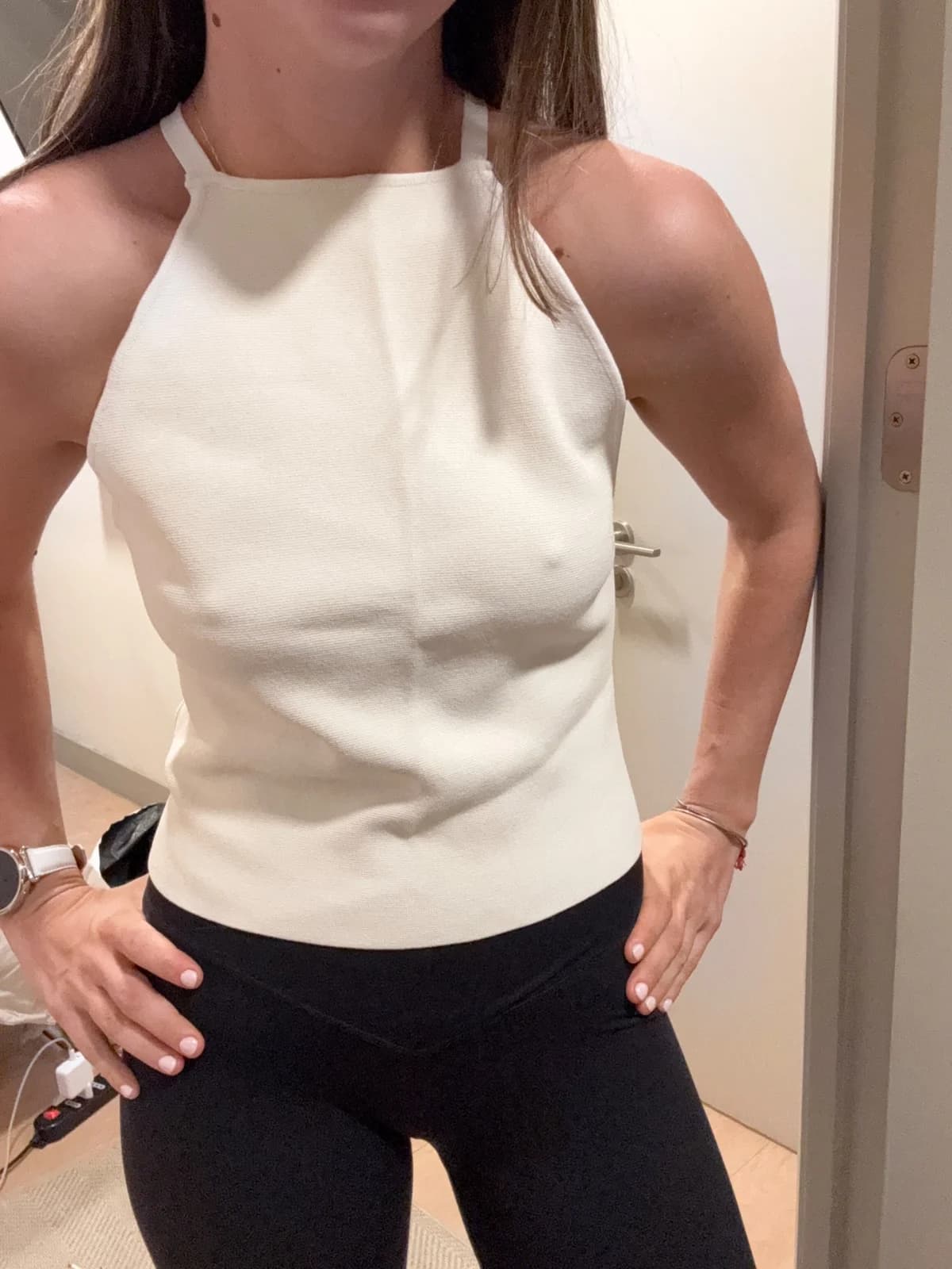 Usado por Trinidad Martinez, Polera Blanca Zara, talla S