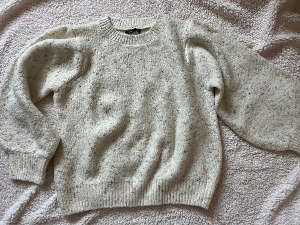 Usado por Valentina Barra, Sweaters , talla M