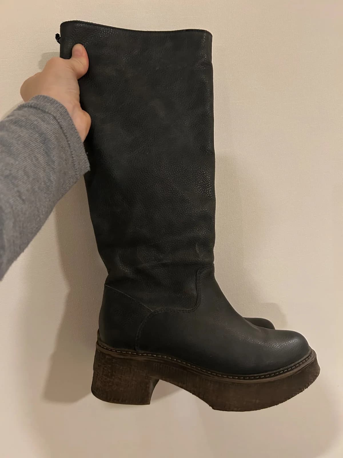 Usado por Fran_iop, Botas cuero Romano , talla 35