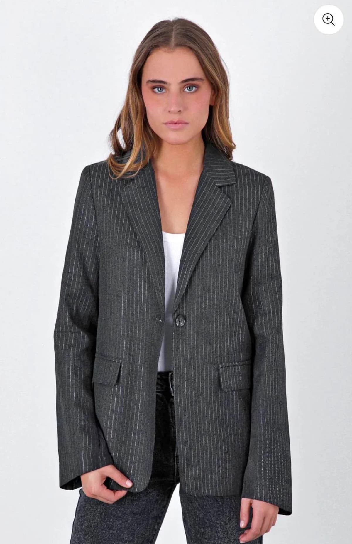 Usado por Carla Ríos, Blazer raindoor , talla XS