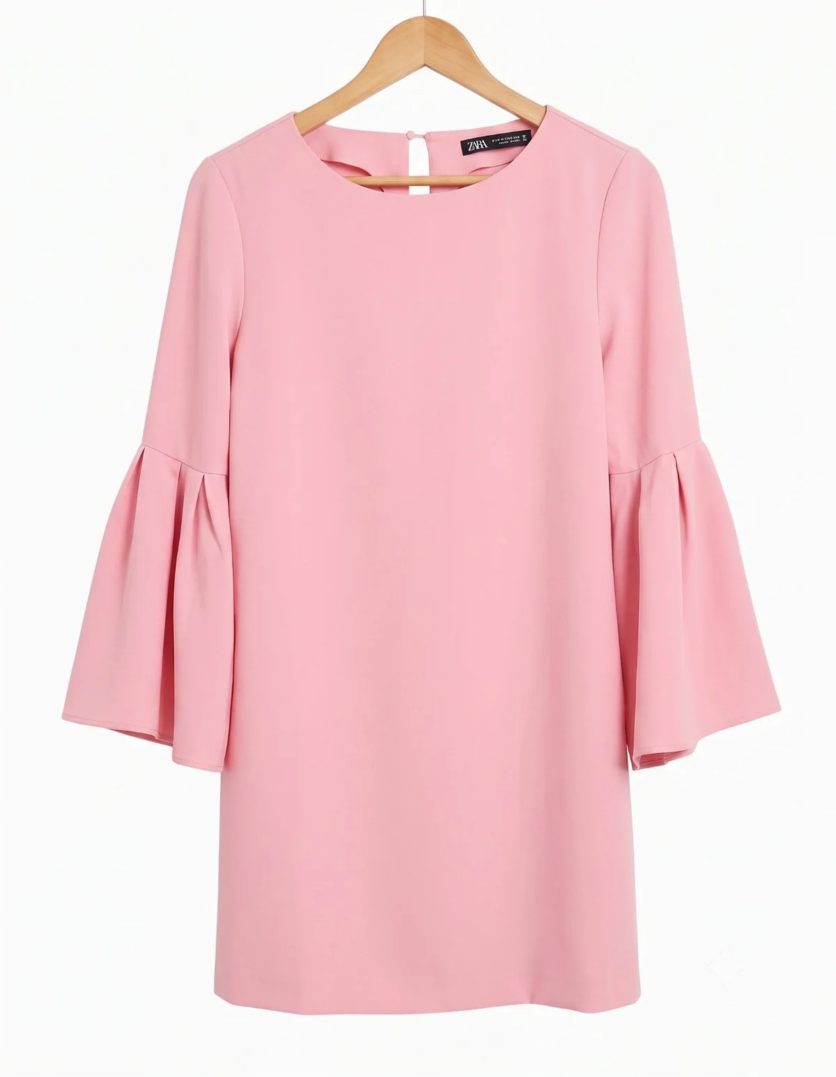 Usado por Victoria Noda, Vestido vuelos Zara, talla S-M